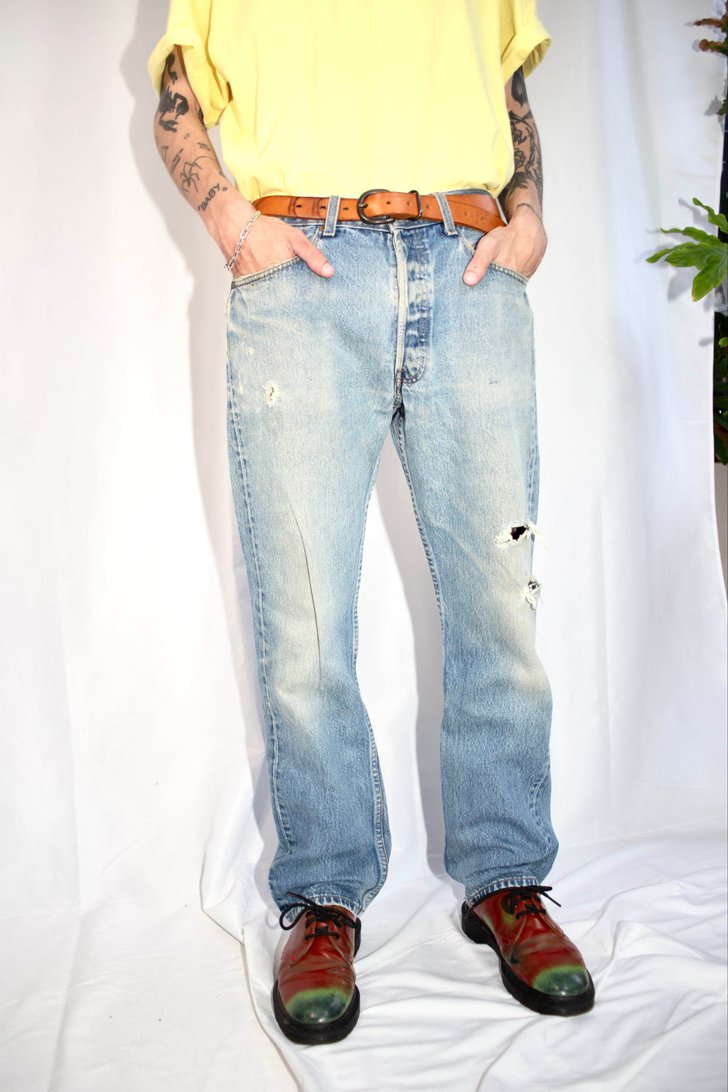 [LEVIS] Damaged 501,W32 L30