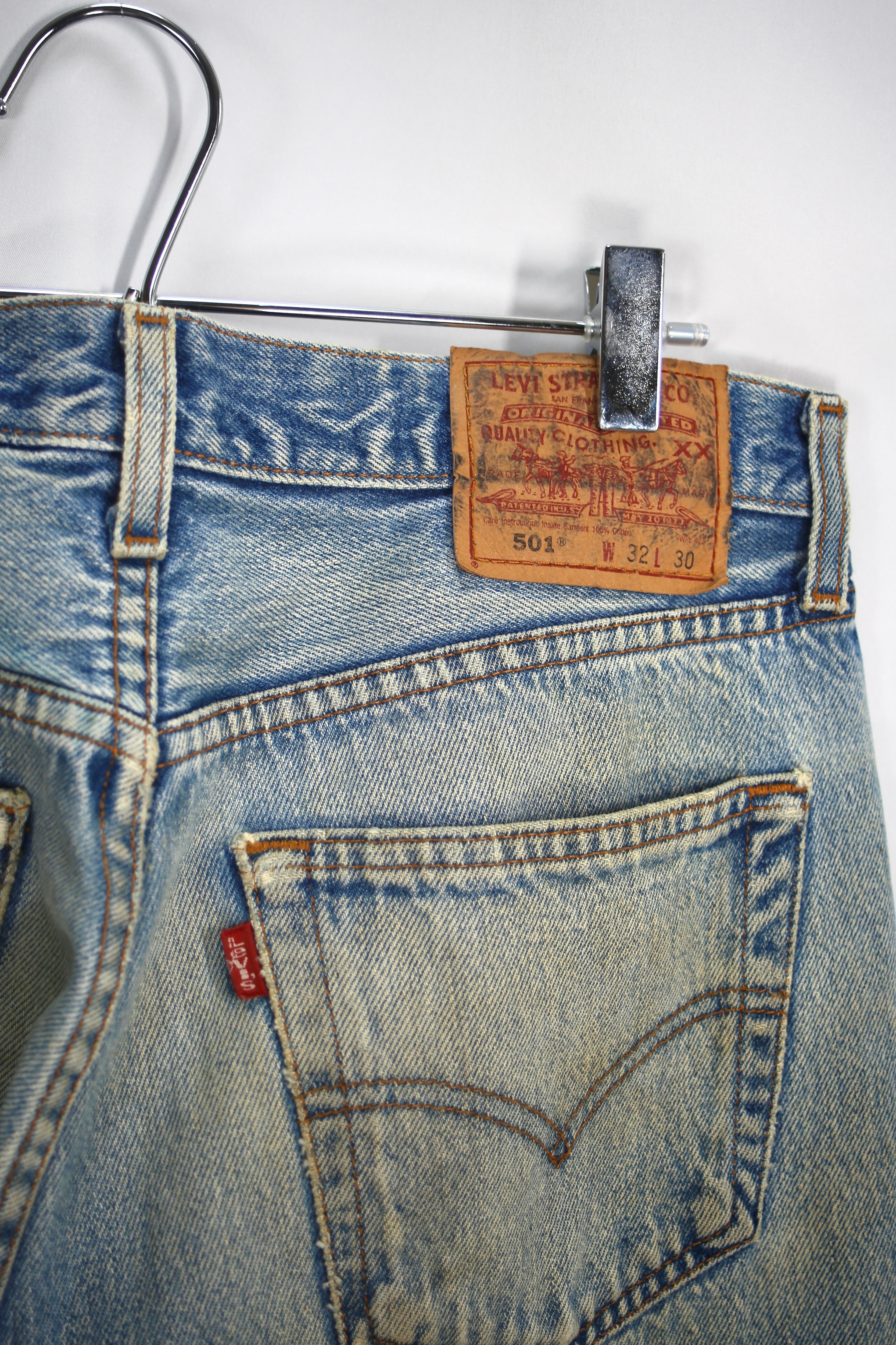 [LEVIS] Damaged 501,W32 L30