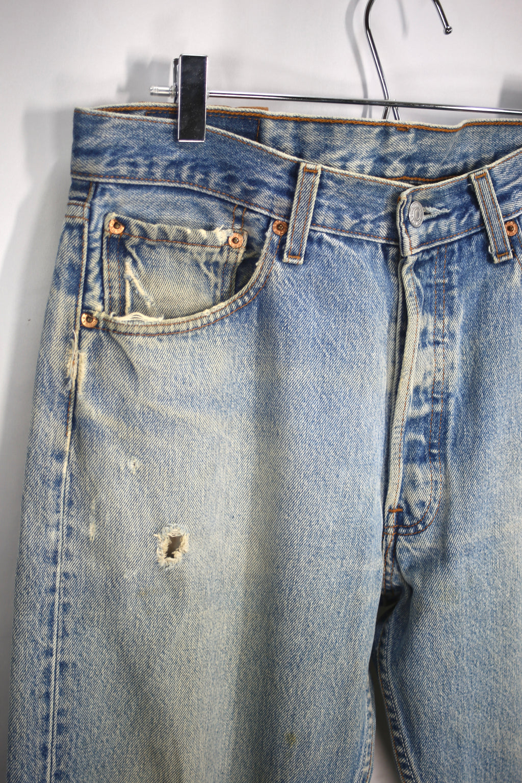 [LEVIS] Damaged 501,W32 L30